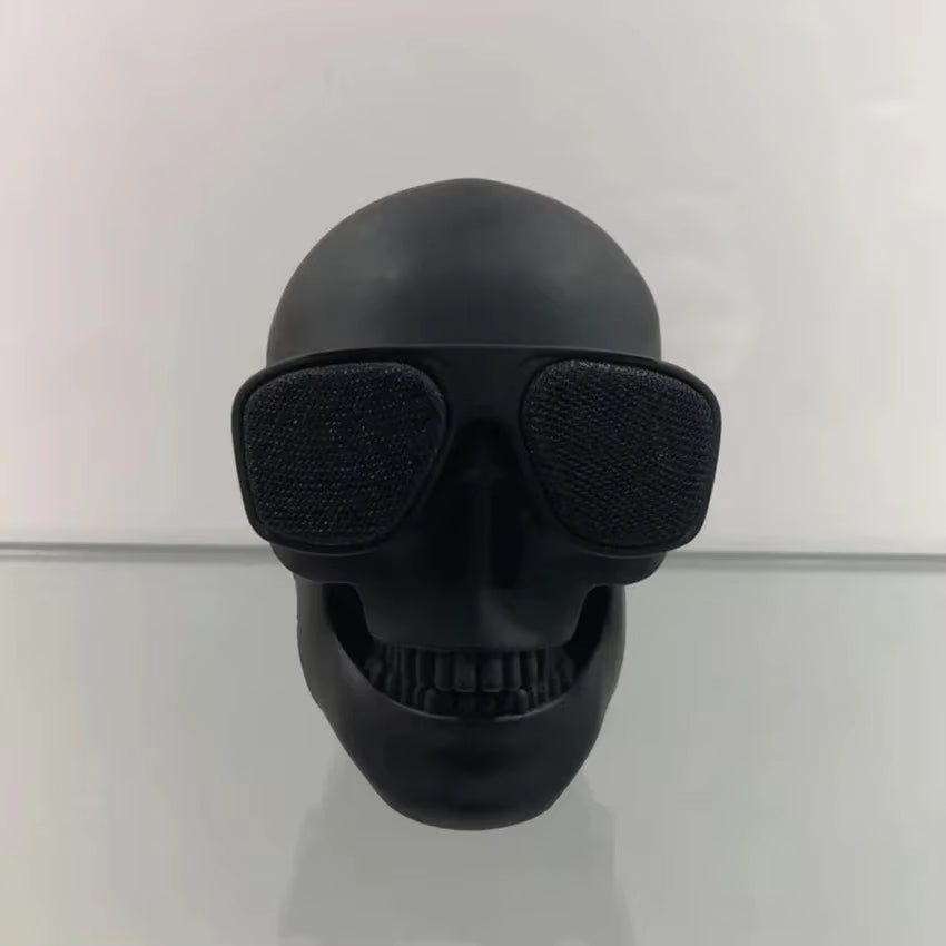 Portable Mini Bluetooth-Compatible Wireless HD Stereo Skull Head Speaker with Subwoofer - Creative Home Decor